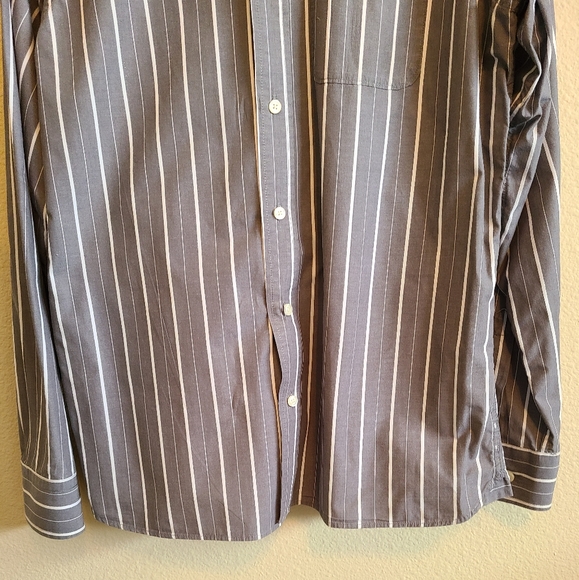 Duck Head Jeans Co. Button Down Shirt - Picture 2 of 5
